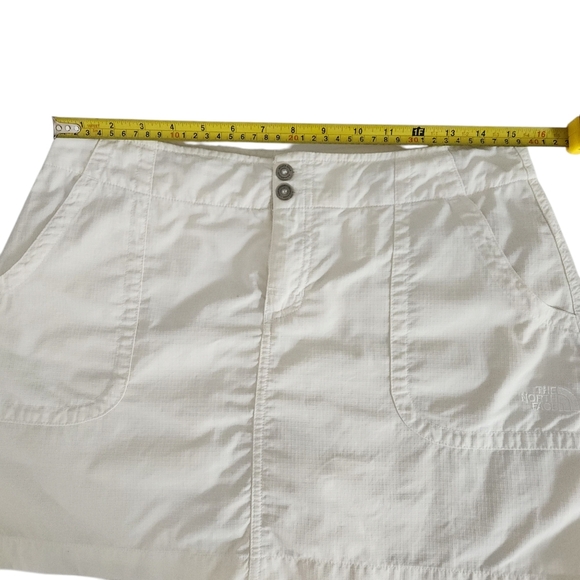 The North Face White Skort - Picture 9 of 11